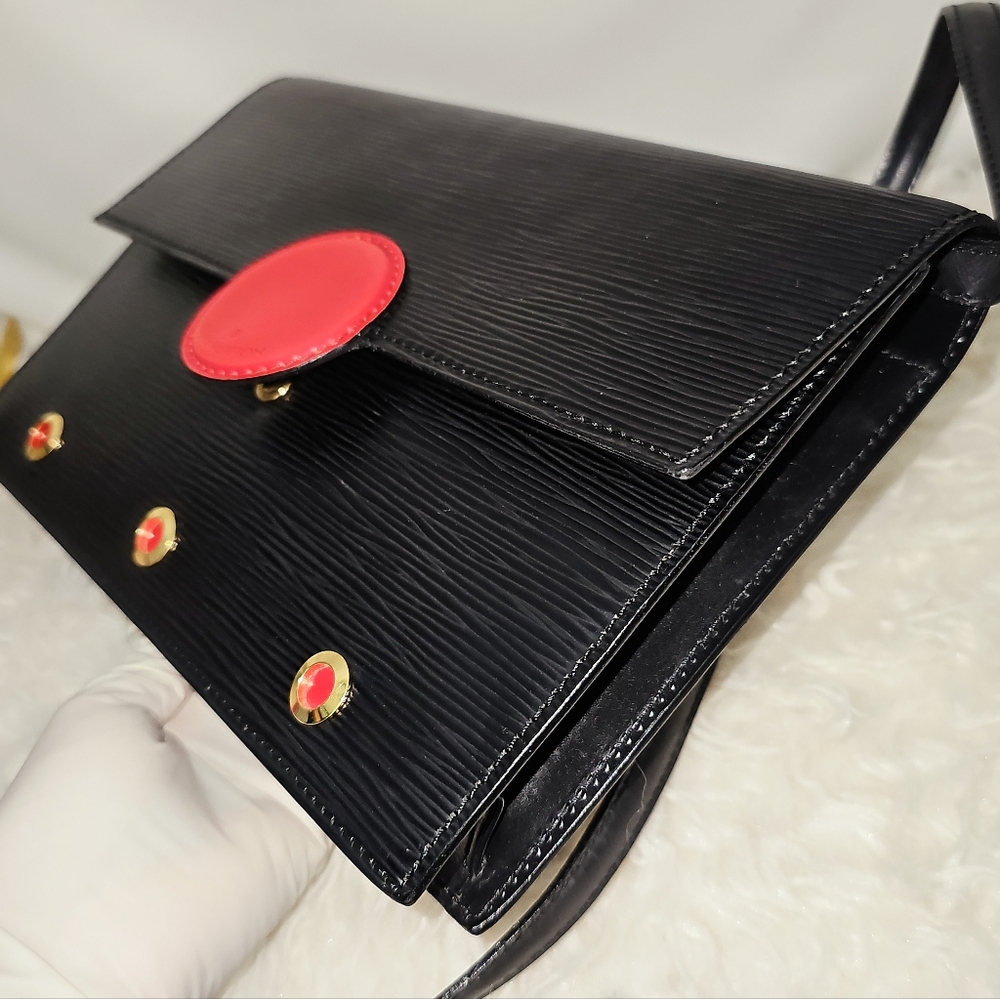 🔥😍Beautiful Condition😍🔥 Authentic Louis Vuitton Crossbody Bag Epi - Picture 16 of 17